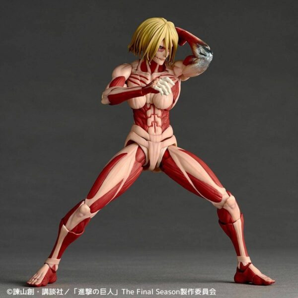 TITAN HEMBRA (5) KAIYODO TITAN HEMBRA
