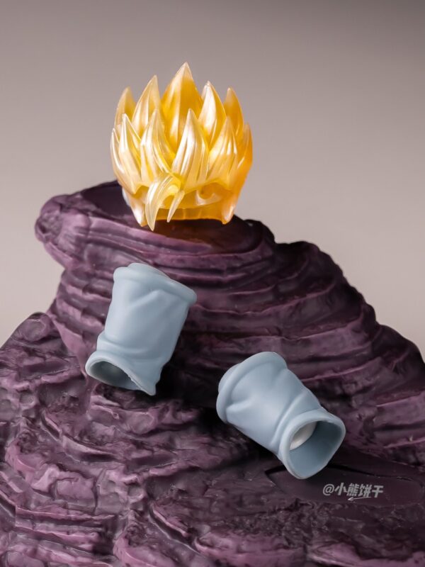 HM Studio  Gohan Adulto + bonus
