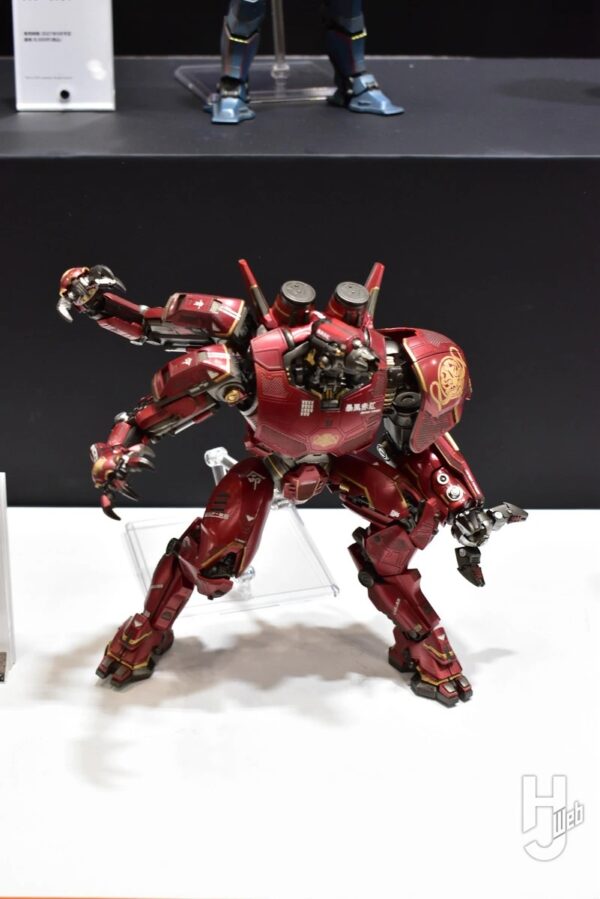 MODEROID: Pacific Rim - Crimson Typhoon